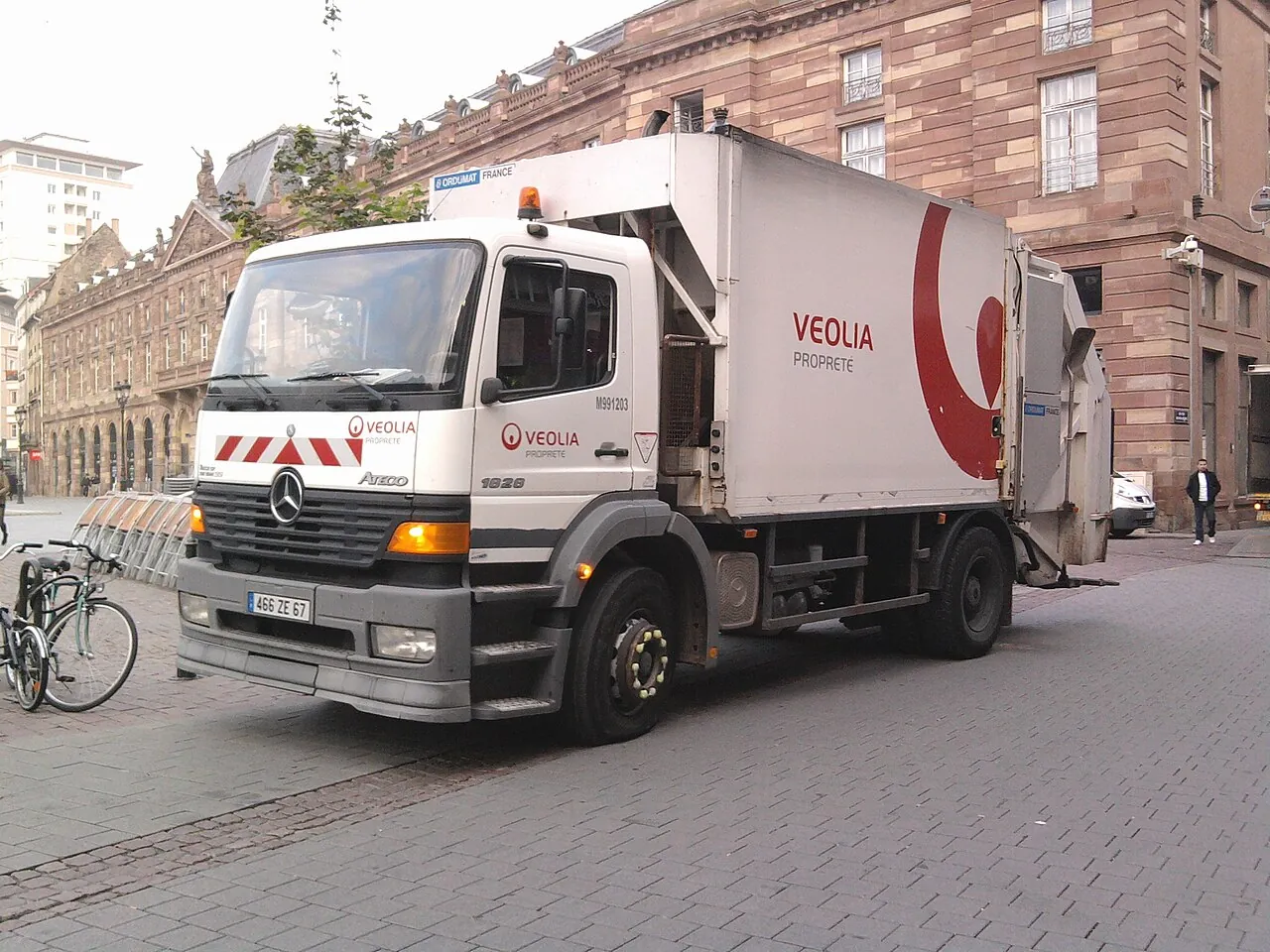 Camion européen de collecte des déchets